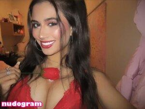 Original 827 px/ 619 px