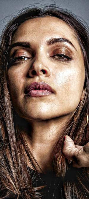 Original 1534 px/ 3412 px