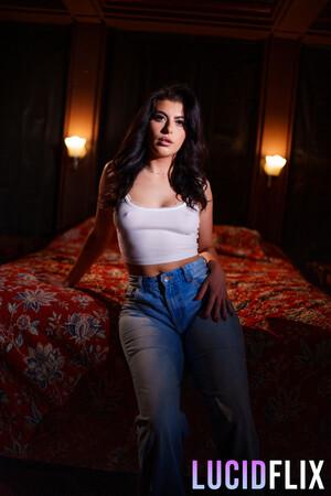 Original 2000 px/ 3000 px