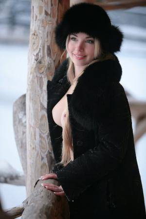 Original 854 px/ 1280 px