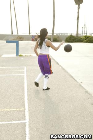 Original 532 px/ 800 px