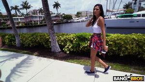 Original 1280 px/ 720 px