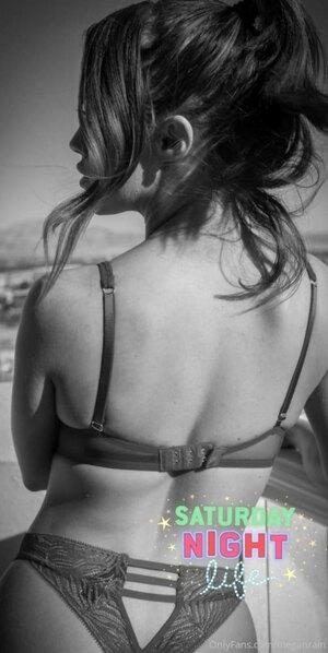 Original 802 px/ 1599 px