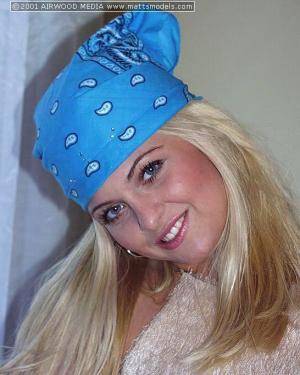 Original 546 px/ 683 px