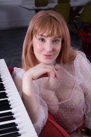 Original 5792 px/ 8688 px