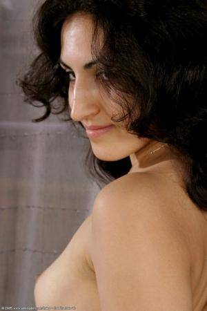 Original 682 px/ 1024 px