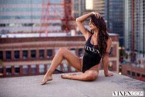 Original 3000 px/ 2000 px