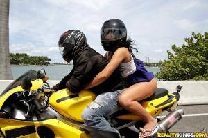 Original 3840 px/ 2560 px