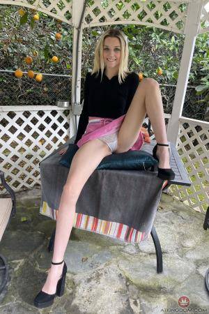 Original 2000 px/ 3000 px