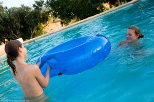 Original 1442 px/ 961 px