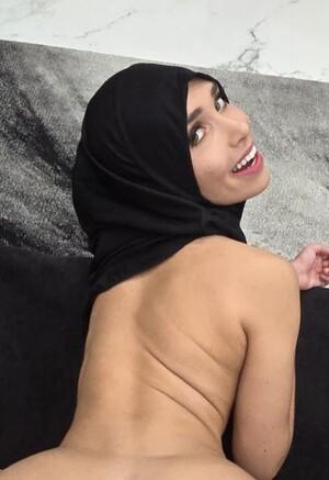 Original 443 px/ 645 px