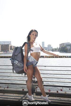 Original 2560 px/ 3840 px