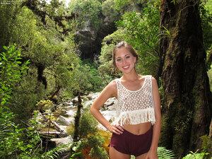 Original 2400 px/ 1800 px