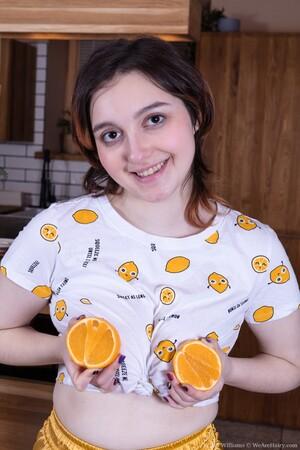 Original 2000 px/ 3000 px