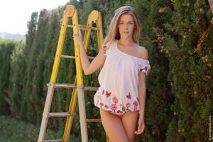 Original 2000 px/ 1333 px