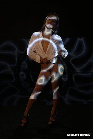 Original 2000 px/ 3000 px