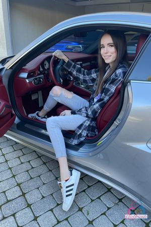 Original 2000 px/ 3000 px