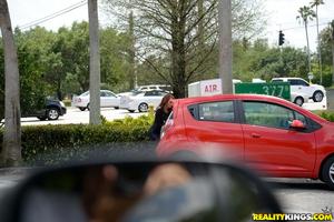 Original 900 px/ 600 px