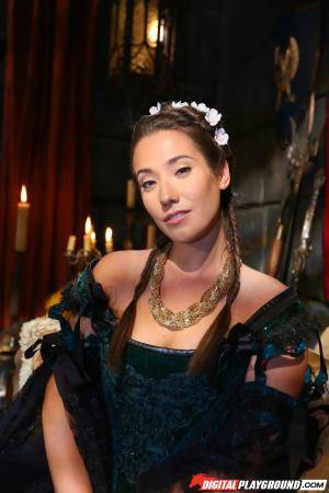 #DigitalPlayground Eva Lovia - Game of Balls