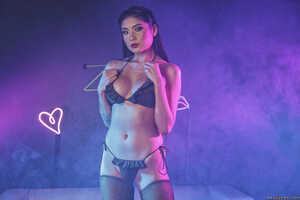 Original 2495 px/ 1663 px