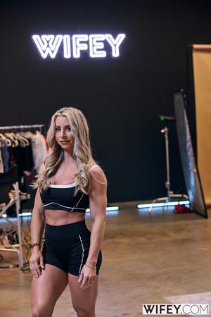 Original 2000 px/ 2999 px