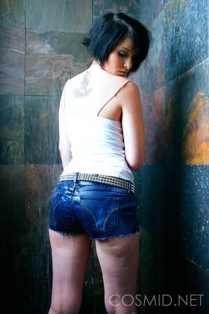 Original 1067 px/ 1600 px