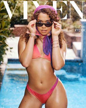 Original 2000 px/ 2500 px