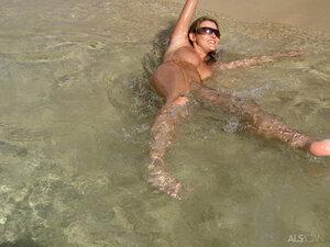 Original 1024 px/ 768 px