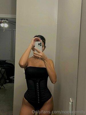 Original 1536 px/ 2048 px