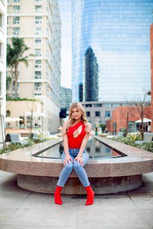 Original 2000 px/ 3000 px