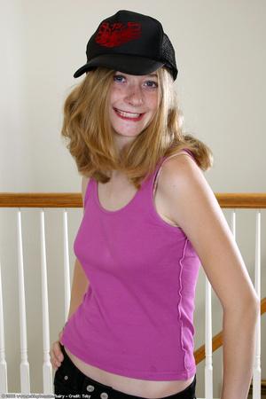 #ATKHairy Leona Rox (leo006) Set 123126