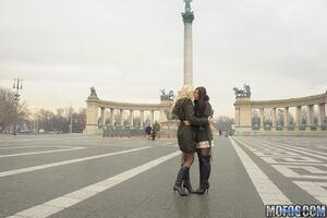 Original 1280 px/ 853 px