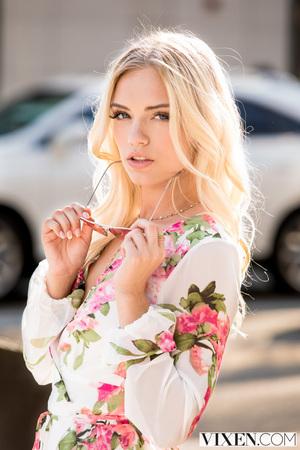 Original 2000 px/ 3000 px