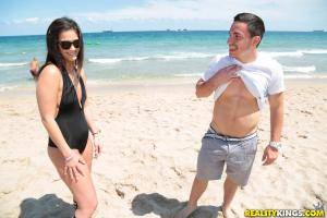 Original 3840 px/ 2560 px