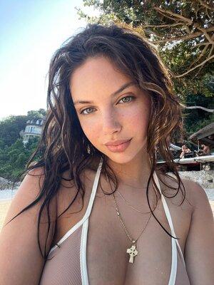 Original 1536 px/ 2048 px