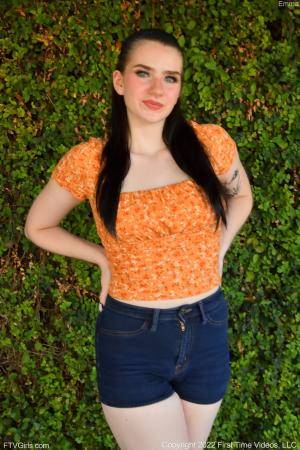 #FTVGirls - Emma Orange Theme #FTV