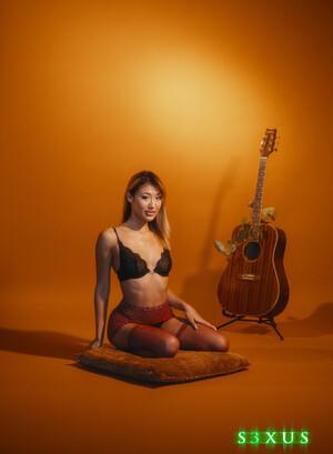 Original 2200 px/ 3000 px