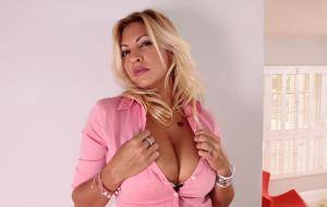 Original 2000 px/ 1273 px