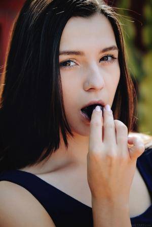 Original 2883 px/ 4324 px