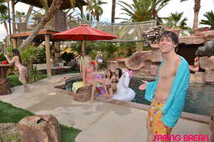 Original 2500 px/ 1667 px