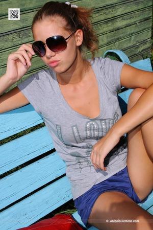 Original 907 px/ 1360 px