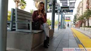 Original 2500 px/ 1406 px