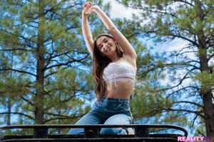 Original 8192 px/ 5464 px