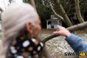 Original 4090 px/ 2727 px