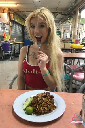 Original 2000 px/ 3000 px