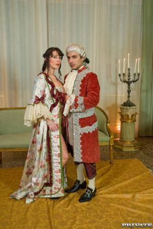 Original 1067 px/ 1600 px