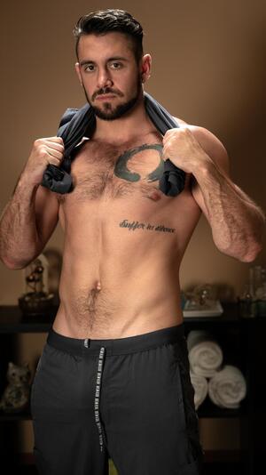 Original 2099 px/ 3733 px