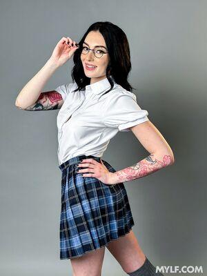 Original 810 px/ 1080 px