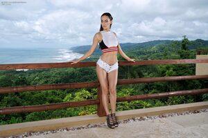 Original 4500 px/ 3000 px