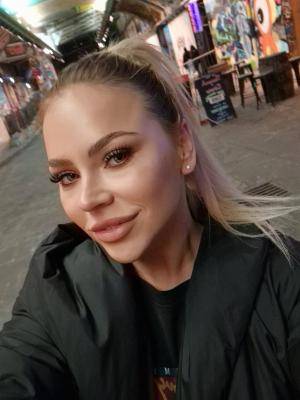 Original 2208 px/ 2944 px